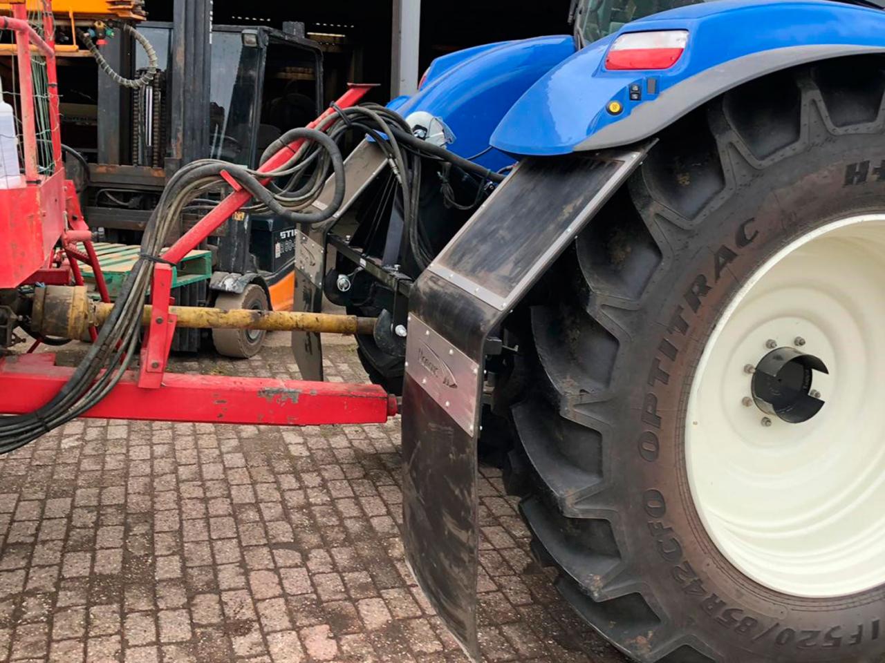 MacLouis Machinebouw TRACTOR MUD FLAPS